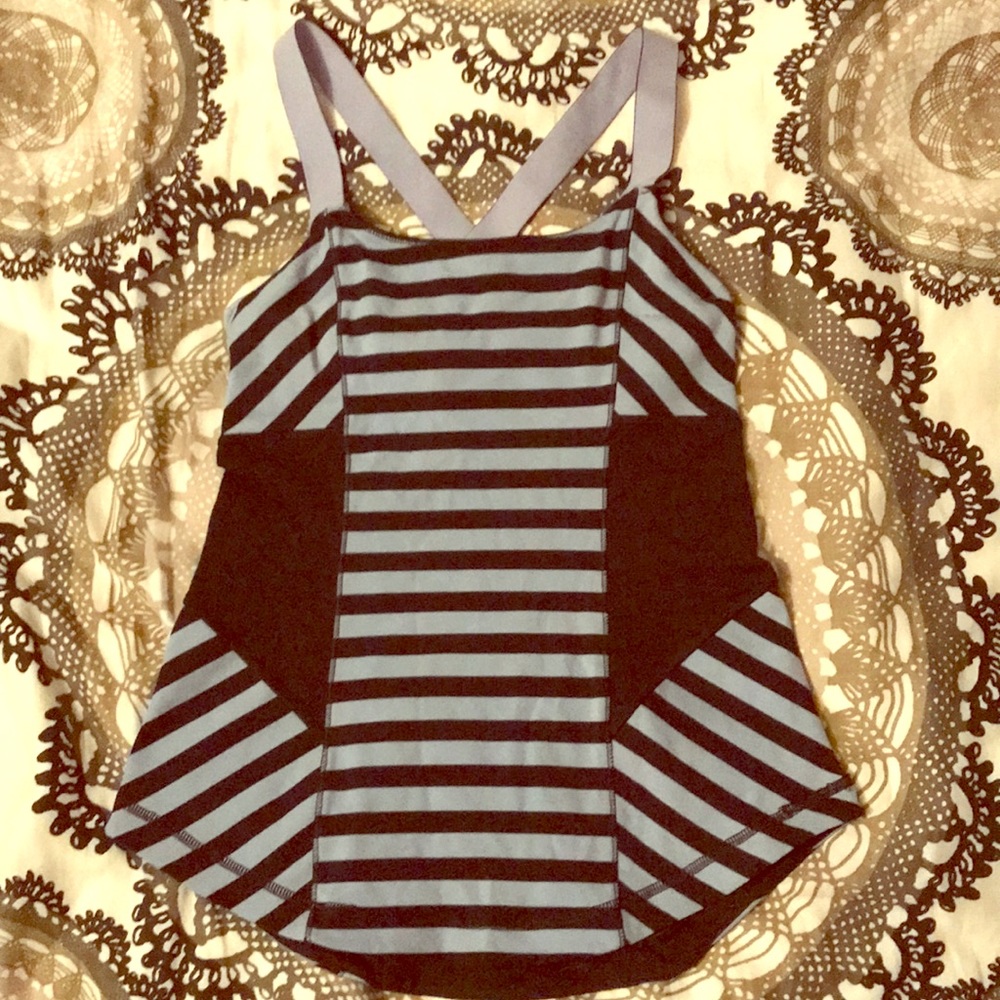 Lululemon workout tank top in Polar Haze size 4